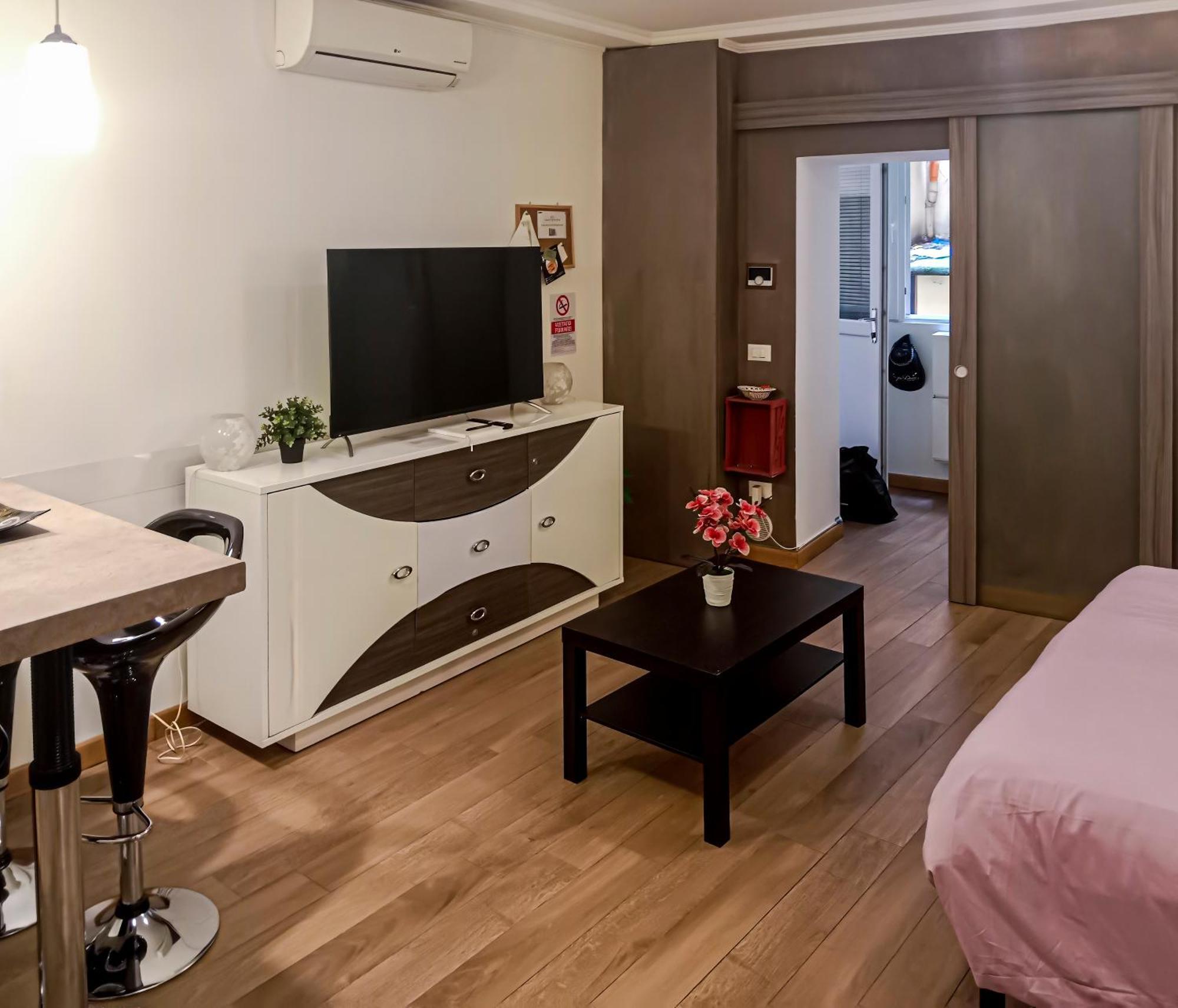 La Piccola Corte Триест Экстерьер фото